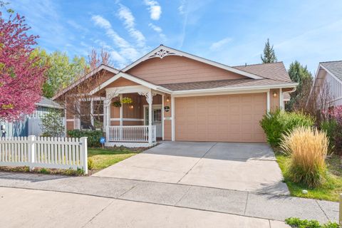 Tiny photo for 2221 NE Indigo Lane, Bend, OR 97701 (MLS # 220219680)