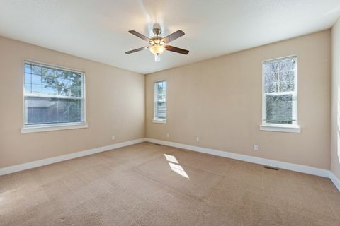 Tiny photo for 2221 NE Indigo Lane, Bend, OR 97701 (MLS # 220219680)