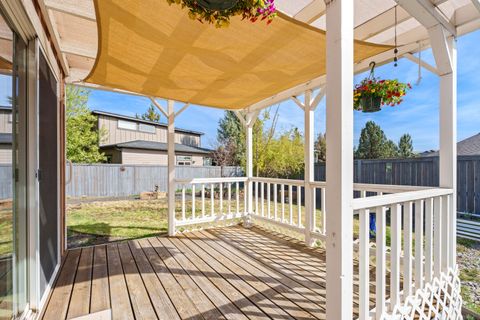 Tiny photo for 2221 NE Indigo Lane, Bend, OR 97701 (MLS # 220219680)