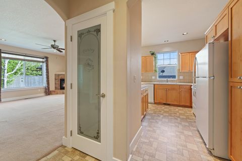 Tiny photo for 2221 NE Indigo Lane, Bend, OR 97701 (MLS # 220219680)