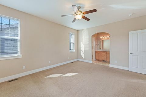 Tiny photo for 2221 NE Indigo Lane, Bend, OR 97701 (MLS # 220219680)