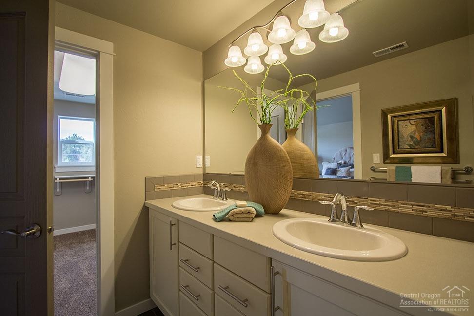 Fieldstone Crossing - Residential