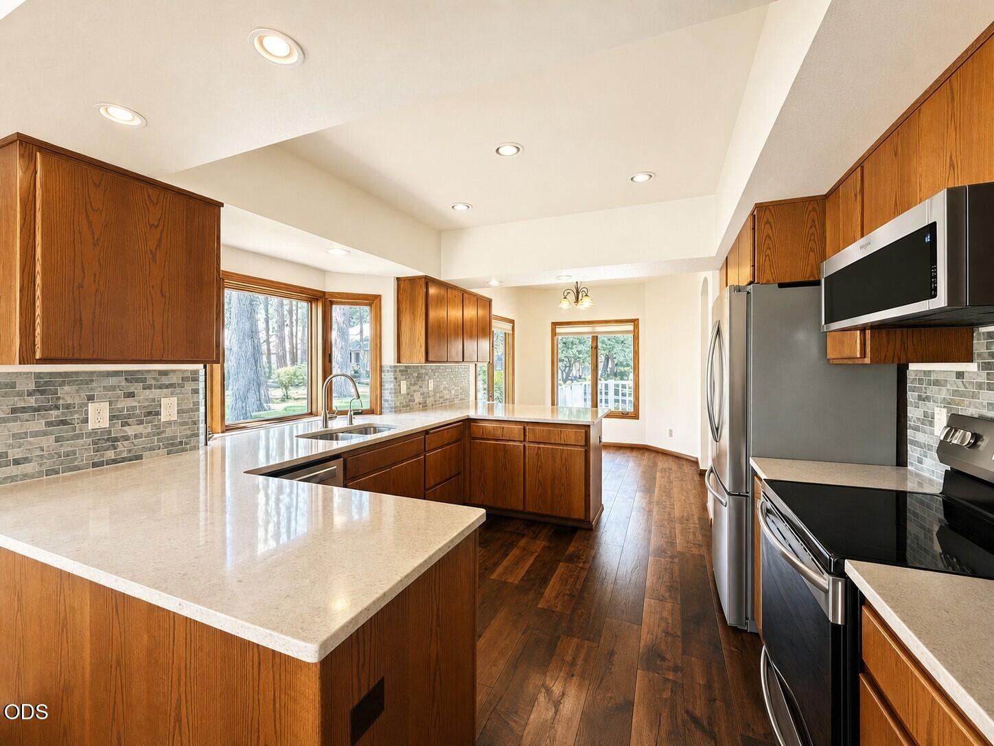60716 Willow Creek Loop