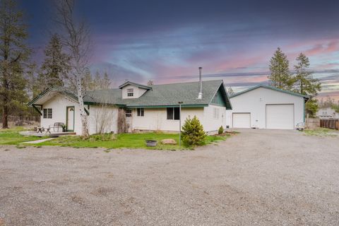 Tiny photo for 51332 Preble Way, La Pine, OR 97739 (MLS # 220219926)