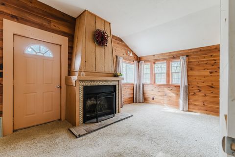 Tiny photo for 51332 Preble Way, La Pine, OR 97739 (MLS # 220219926)