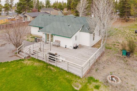 Tiny photo for 51332 Preble Way, La Pine, OR 97739 (MLS # 220219926)