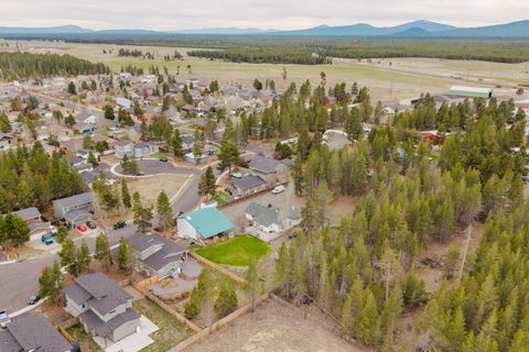 Tiny photo for 51332 Preble Way, La Pine, OR 97739 (MLS # 220219926)