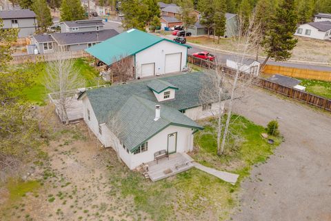Tiny photo for 51332 Preble Way, La Pine, OR 97739 (MLS # 220219926)