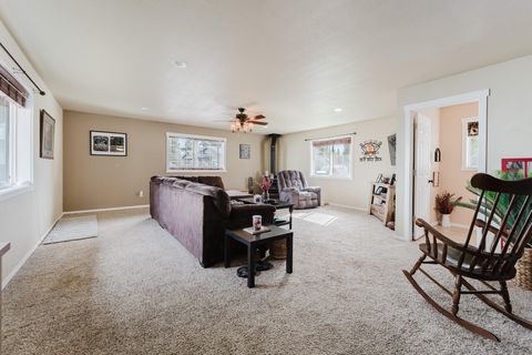 Tiny photo for 51332 Preble Way, La Pine, OR 97739 (MLS # 220219926)