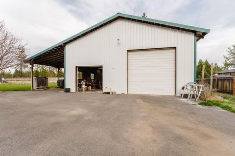 Tiny photo for 51332 Preble Way, La Pine, OR 97739 (MLS # 220219926)