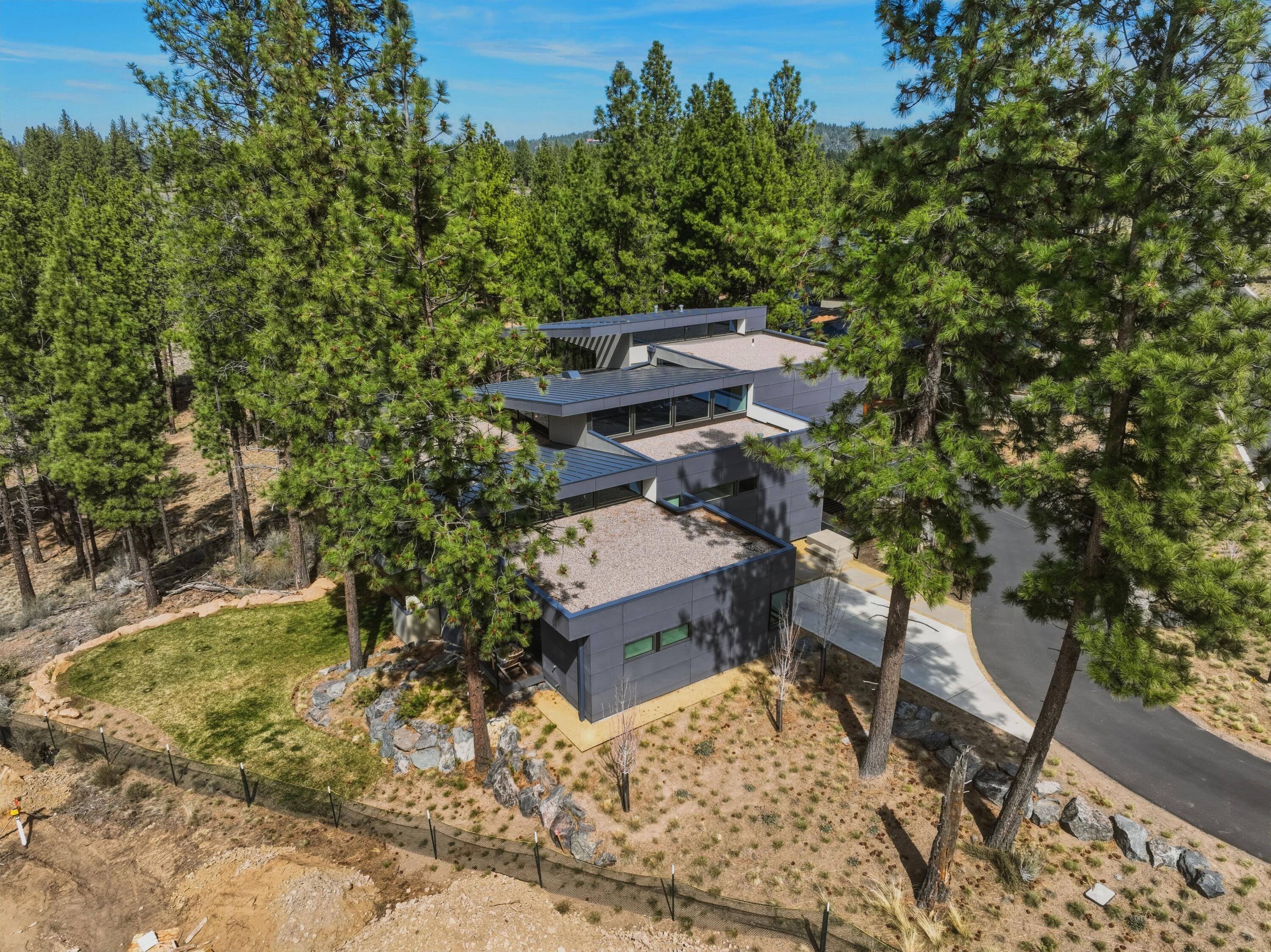 61865 Hosmer Lake Drive