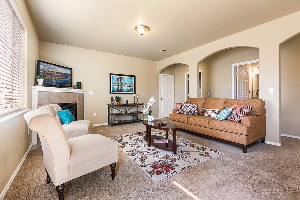 Deschutes River Cros - Residential