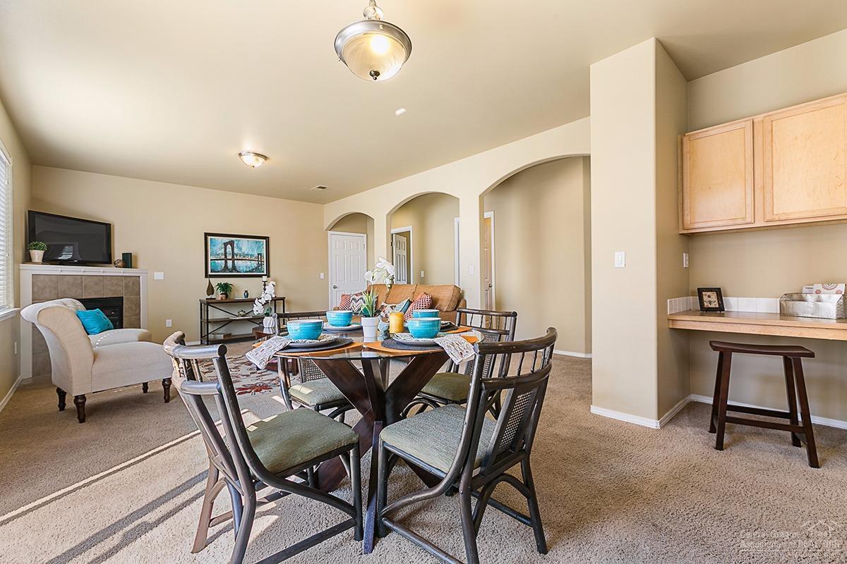 Deschutes River Cros - Residential