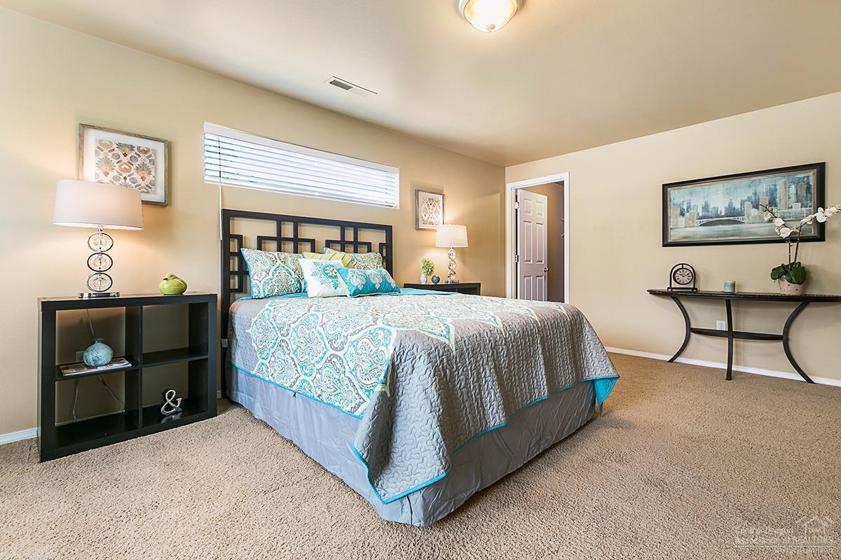 Deschutes River Cros - Residential