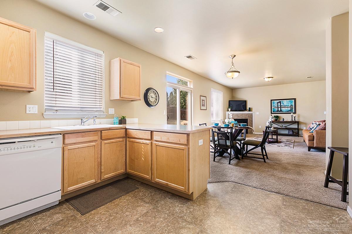 Deschutes River Cros - Residential