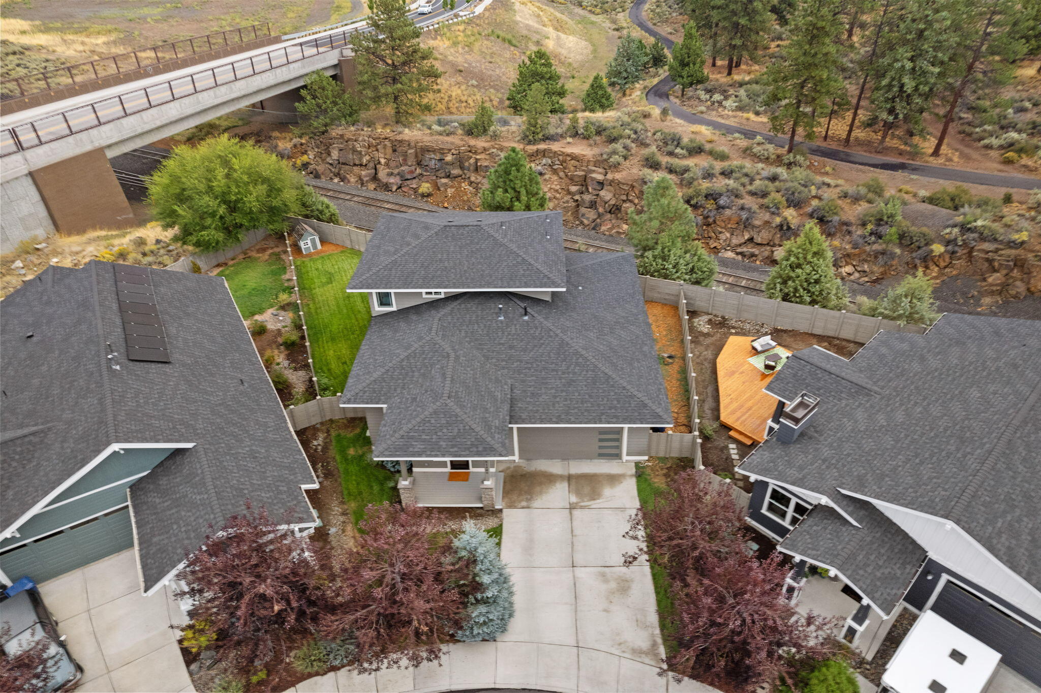 61089 SE Echo Lake Court
