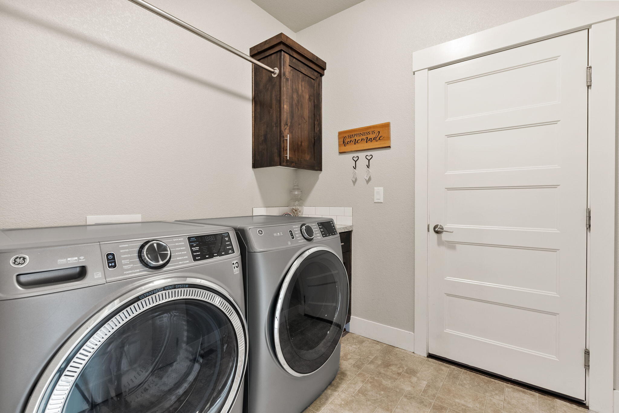 Hidden Hills - Residential