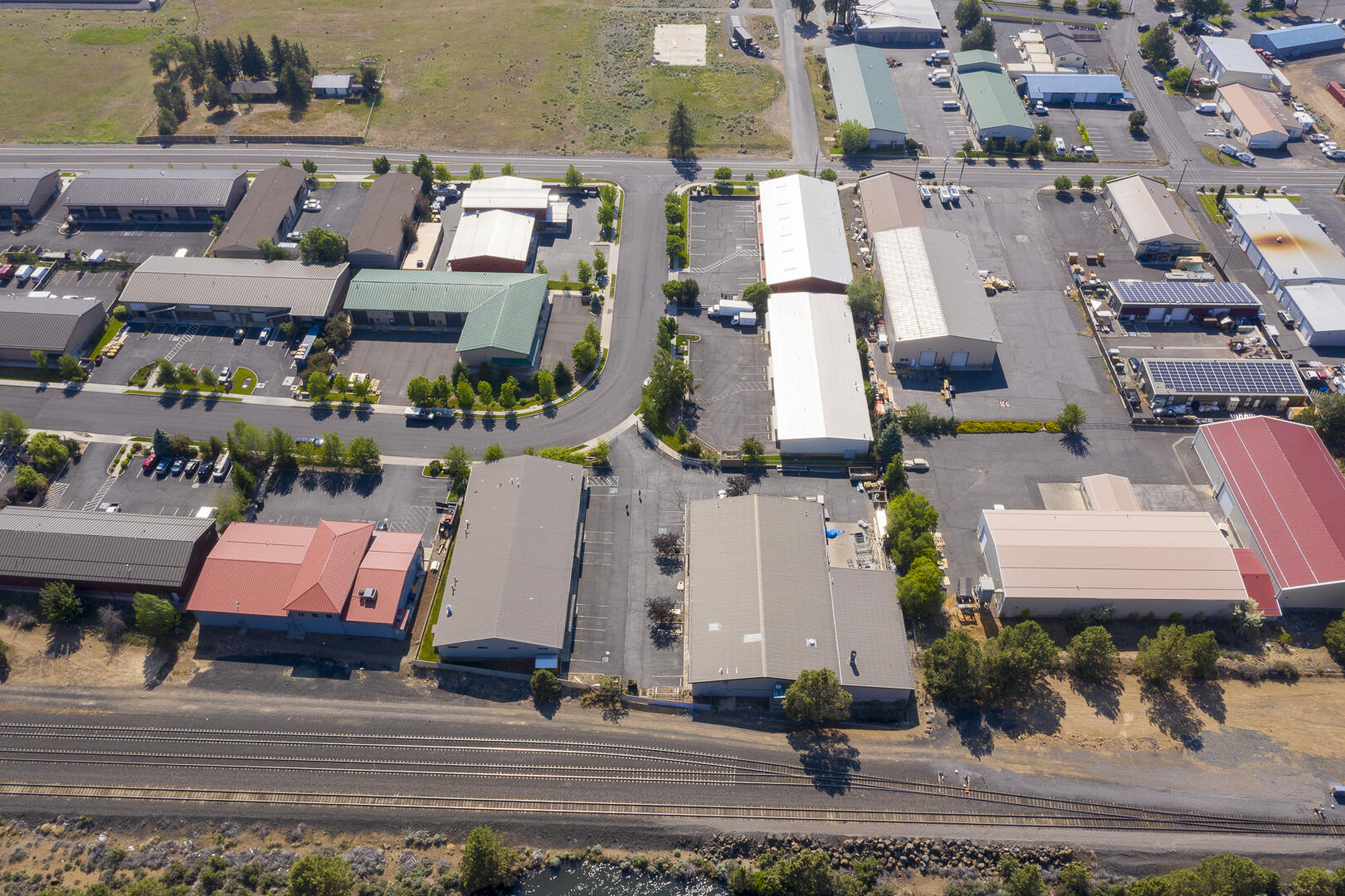 American Loop - Commercial Sale