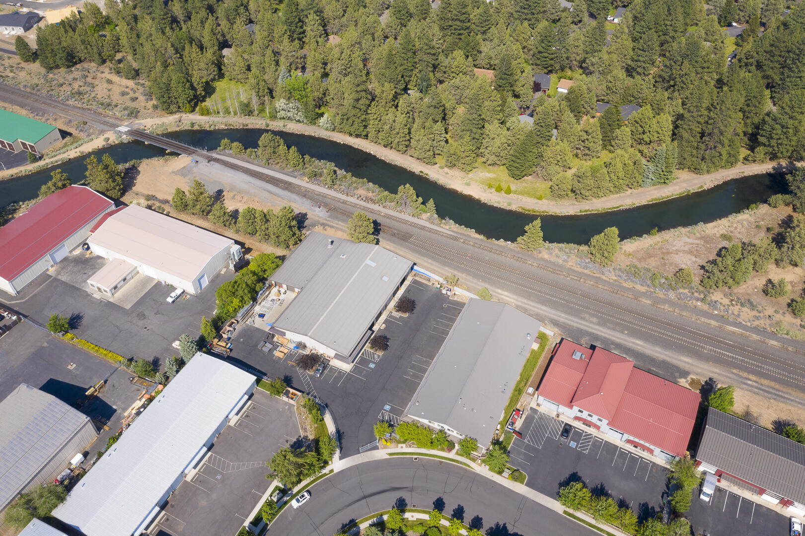 American Loop - Commercial Sale