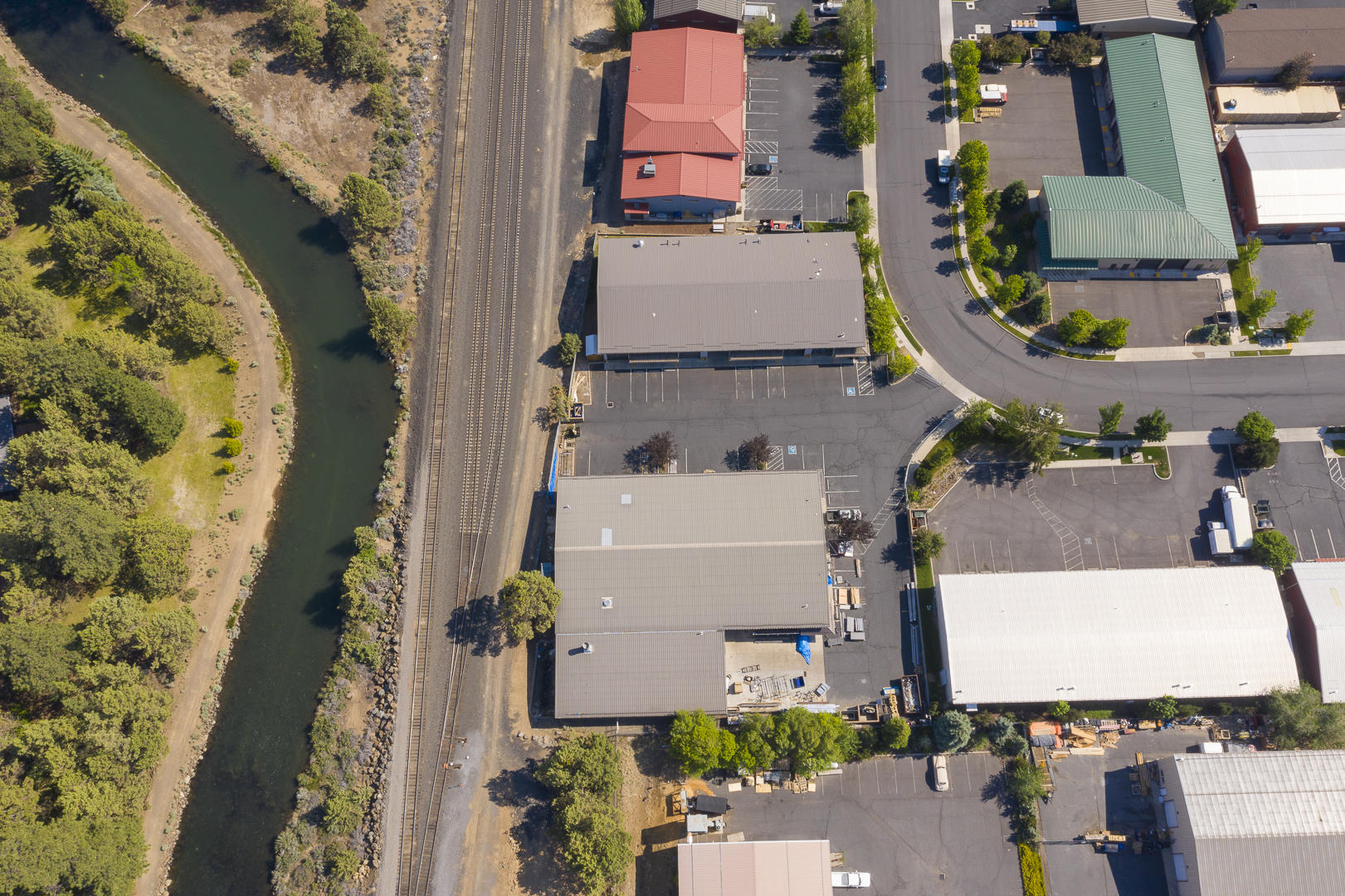 American Loop - Commercial Sale