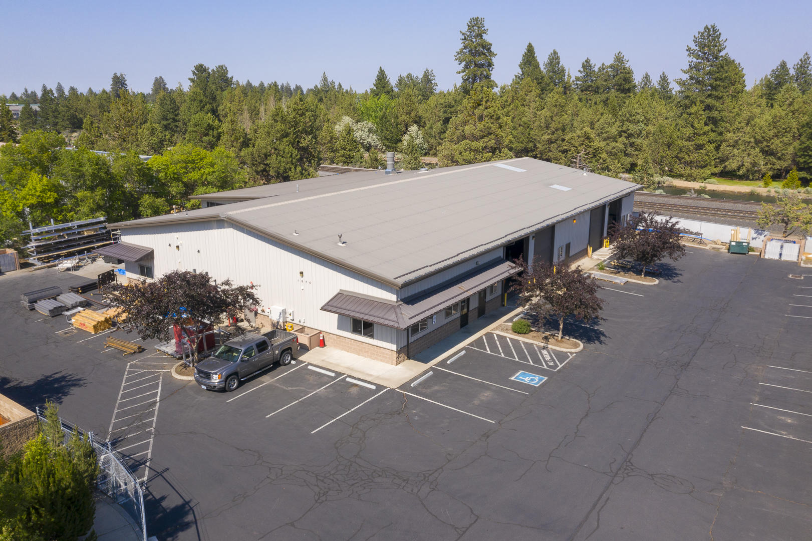 American Loop - Commercial Sale