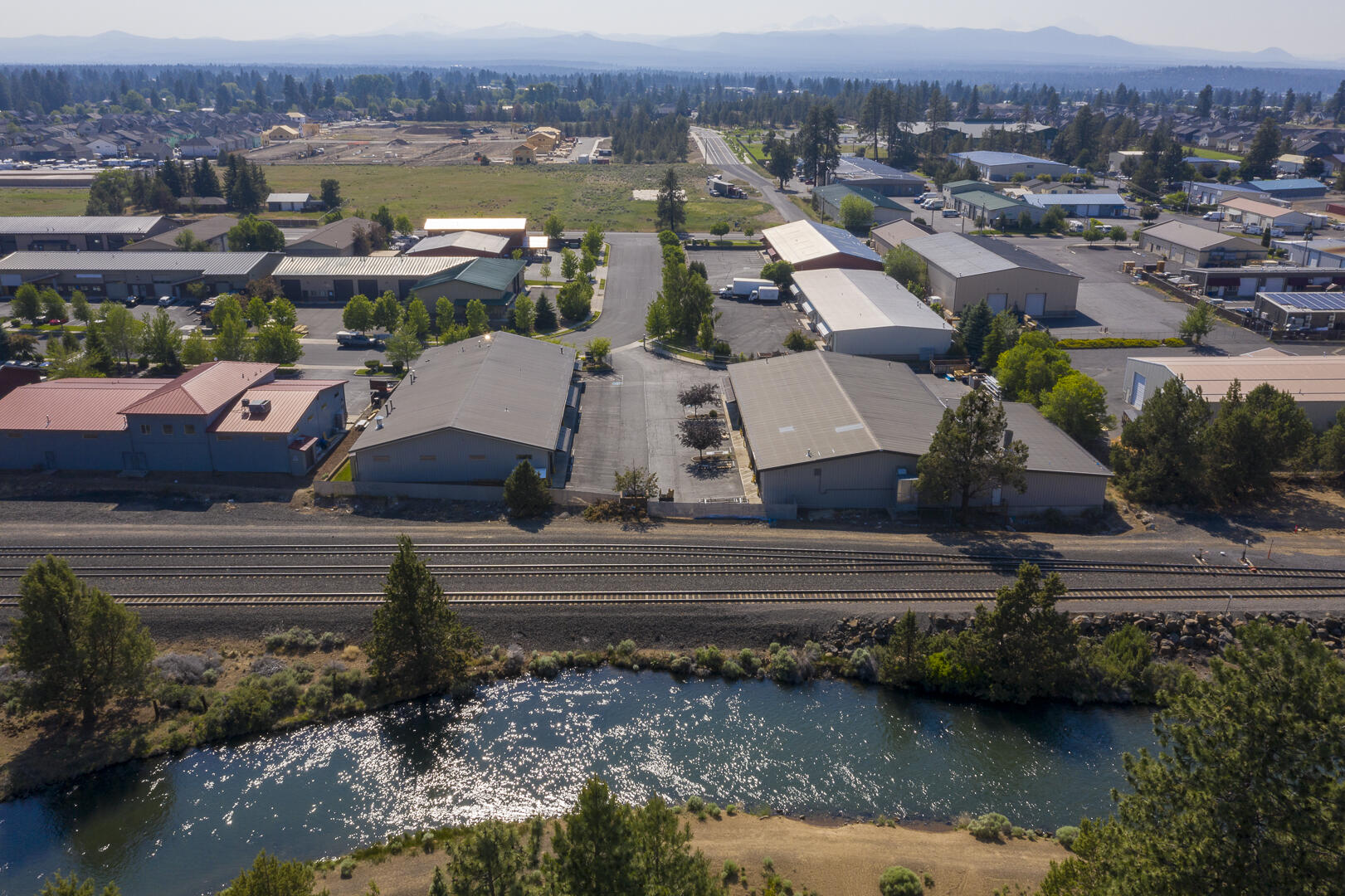 American Loop - Commercial Sale