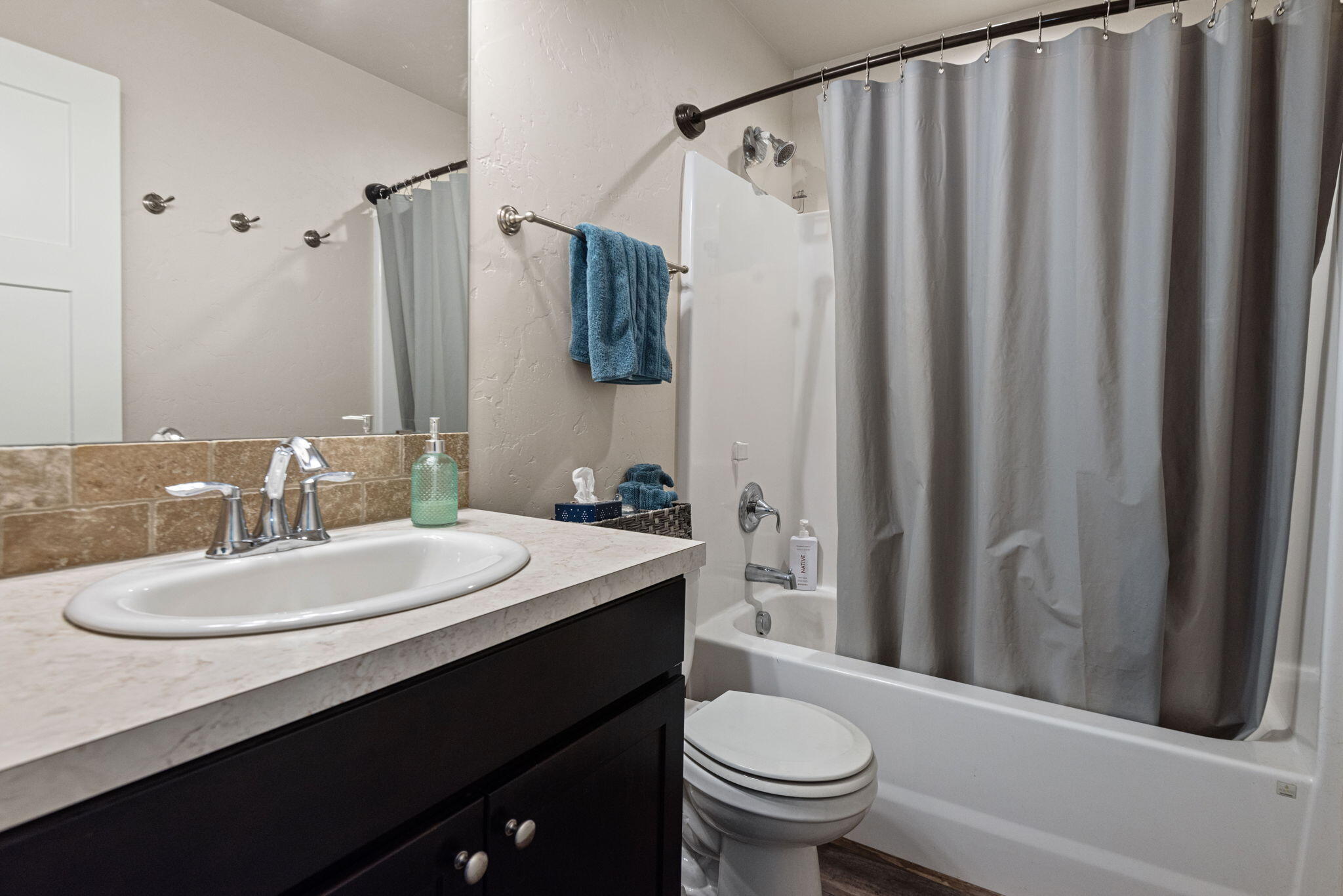 Townsite Of Laidlaw - Residential