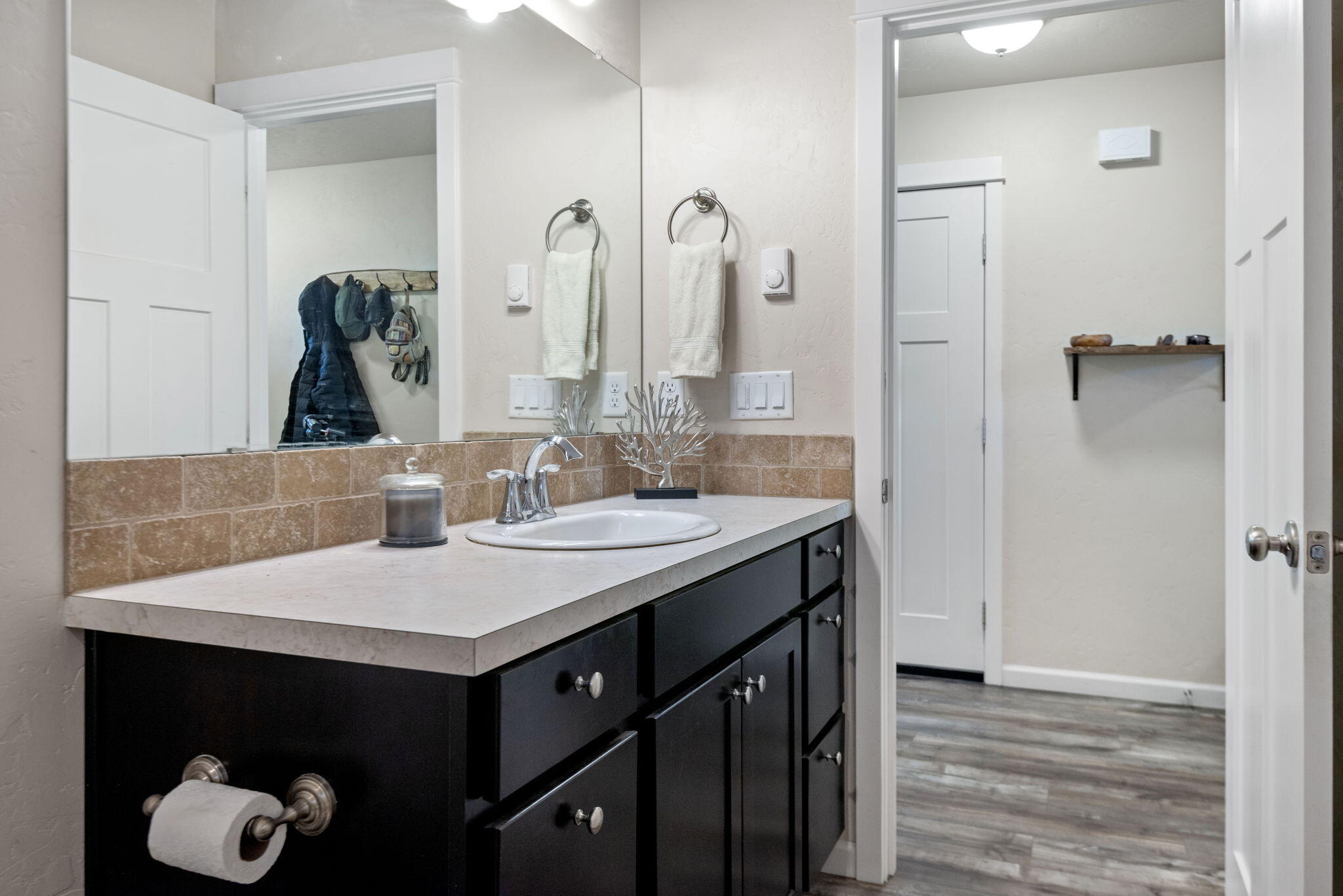 Townsite Of Laidlaw - Residential