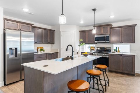 Tiny photo for 4098 SW Pumice Avenue #77, Redmond, OR 97756 (MLS # 220219722)