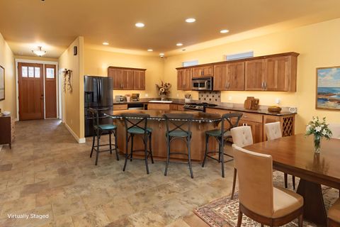 Tiny photo for 2409 NW Quinn Creek Loop, Bend, OR 97703 (MLS # 220211487)