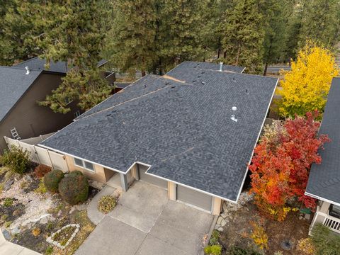 Tiny photo for 2409 NW Quinn Creek Loop, Bend, OR 97703 (MLS # 220211487)