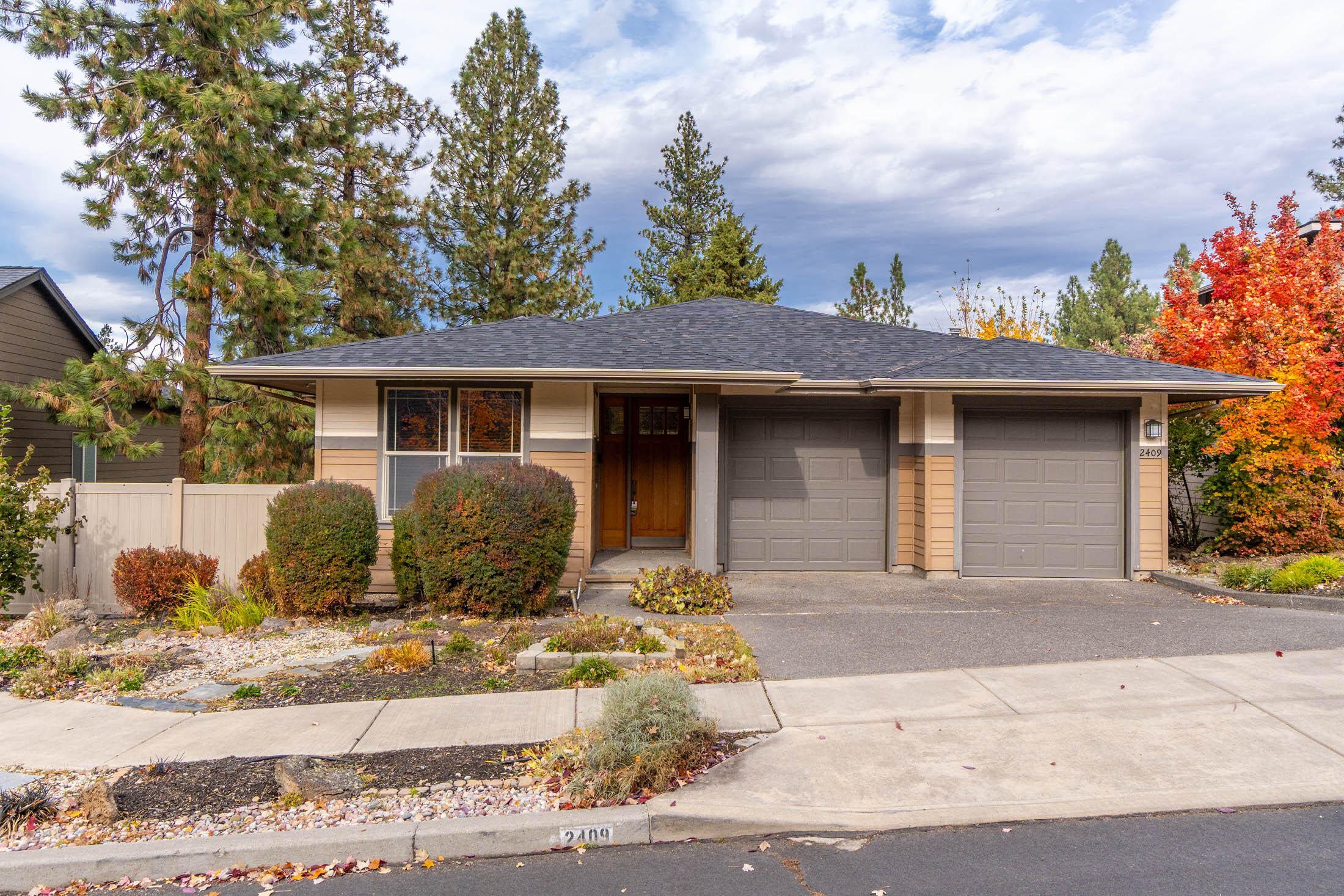 2409 NW Quinn Creek Loop