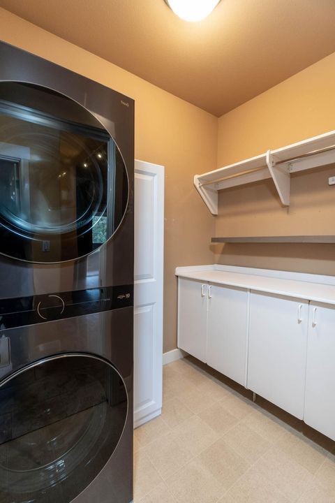 Tiny photo for 2409 NW Quinn Creek Loop, Bend, OR 97703 (MLS # 220211487)