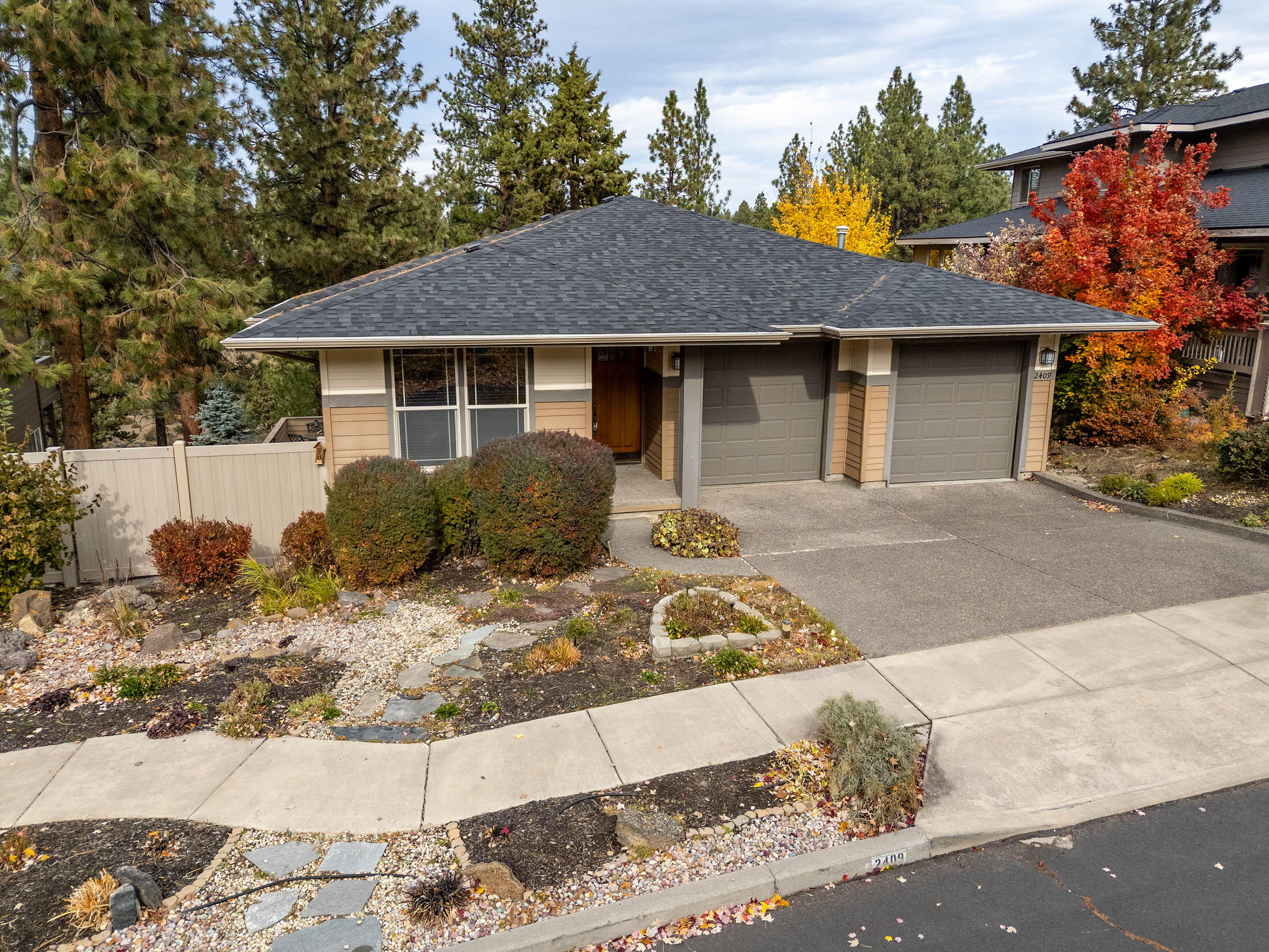 2409 NW Quinn Creek Loop