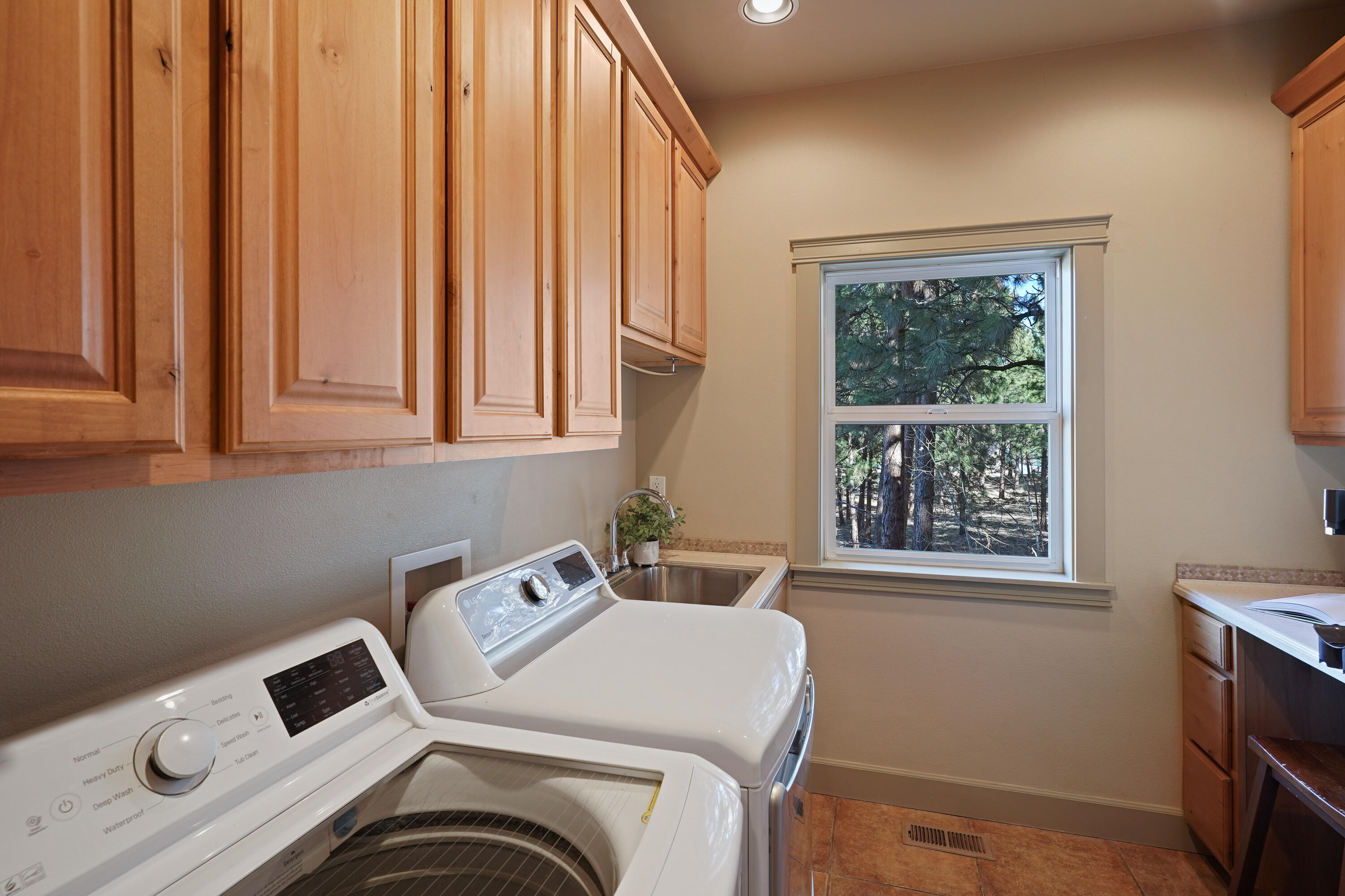 Awbrey Ridge - Residential