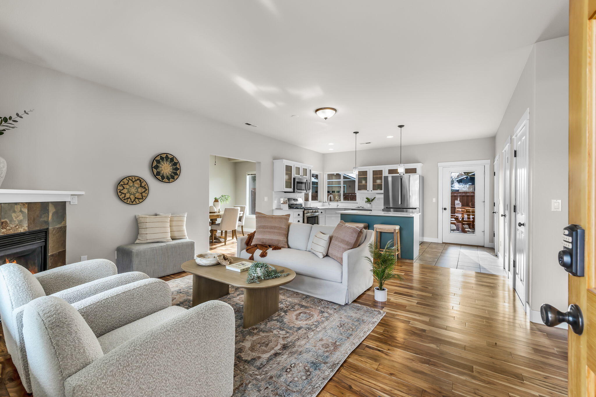 Larkspur - Residential