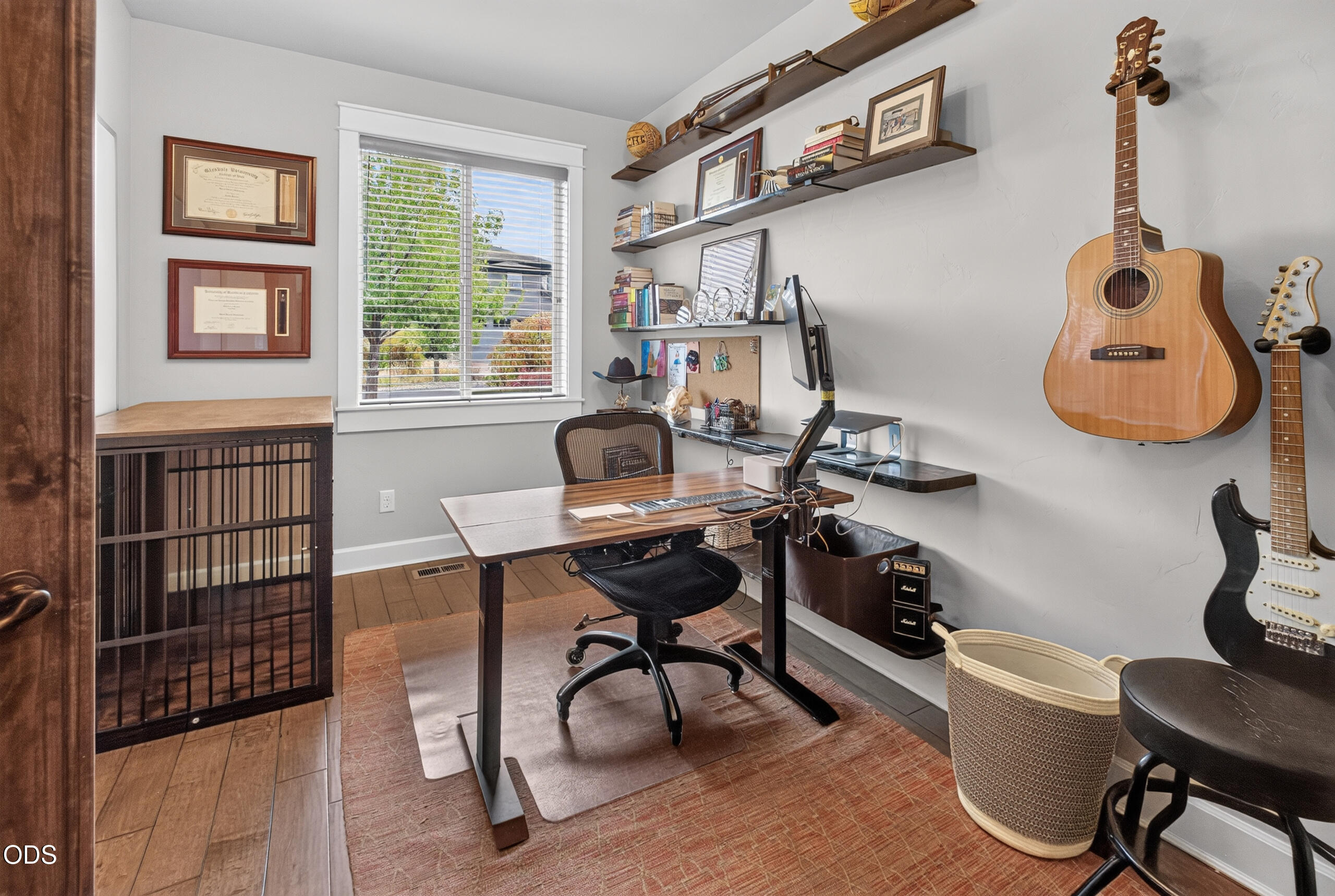 61117 Manhae Loop