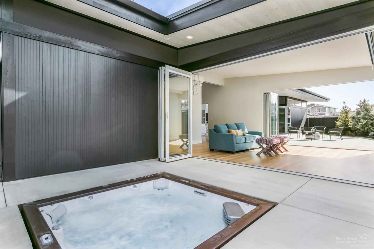 NorthWest Crossing - Residential