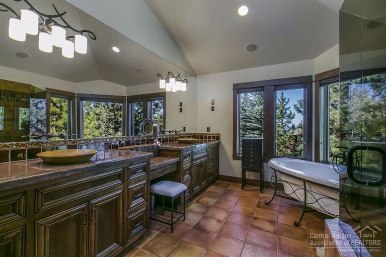 Awbrey Butte - Residential