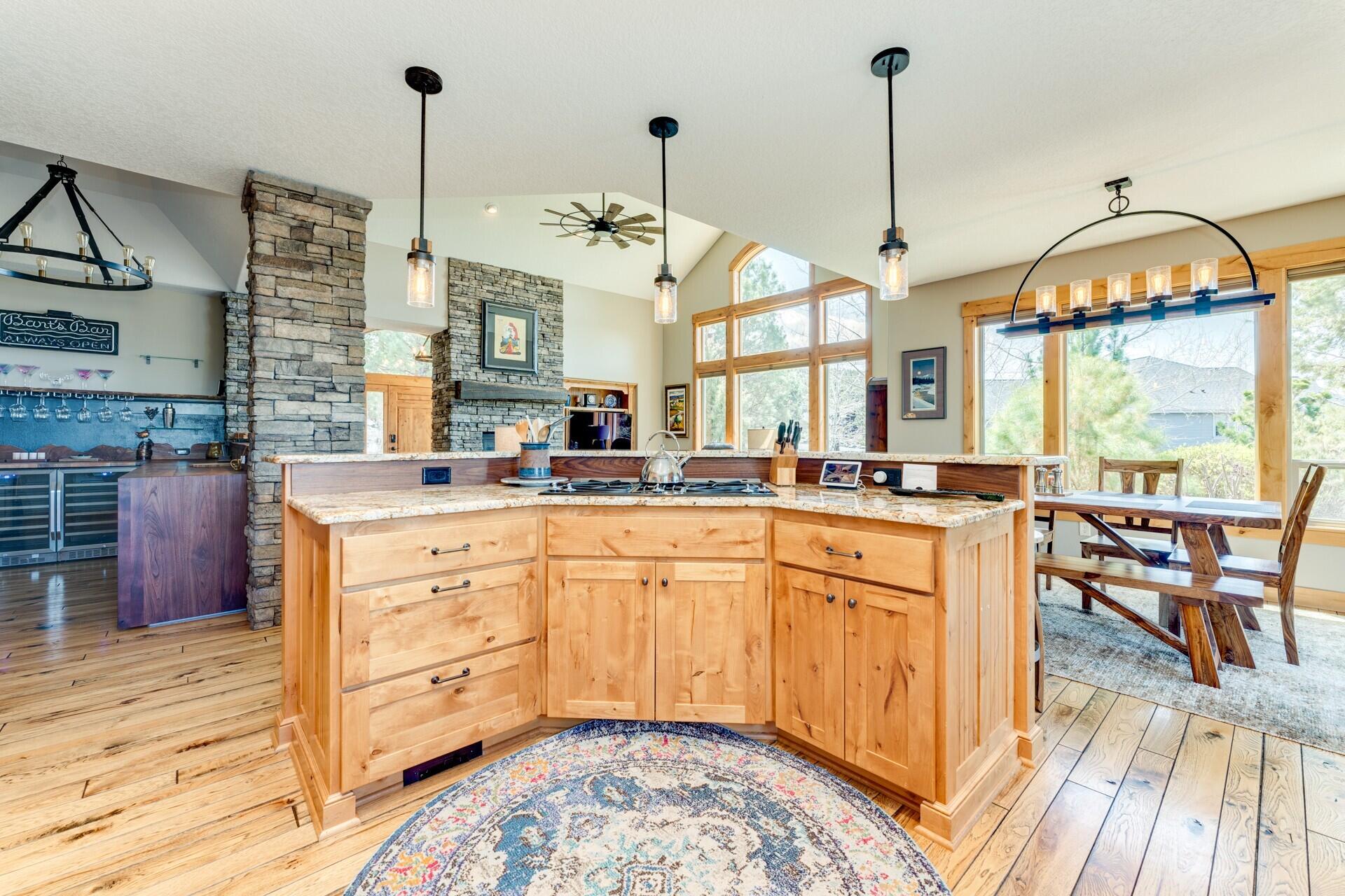 Eagle Crest - Residential