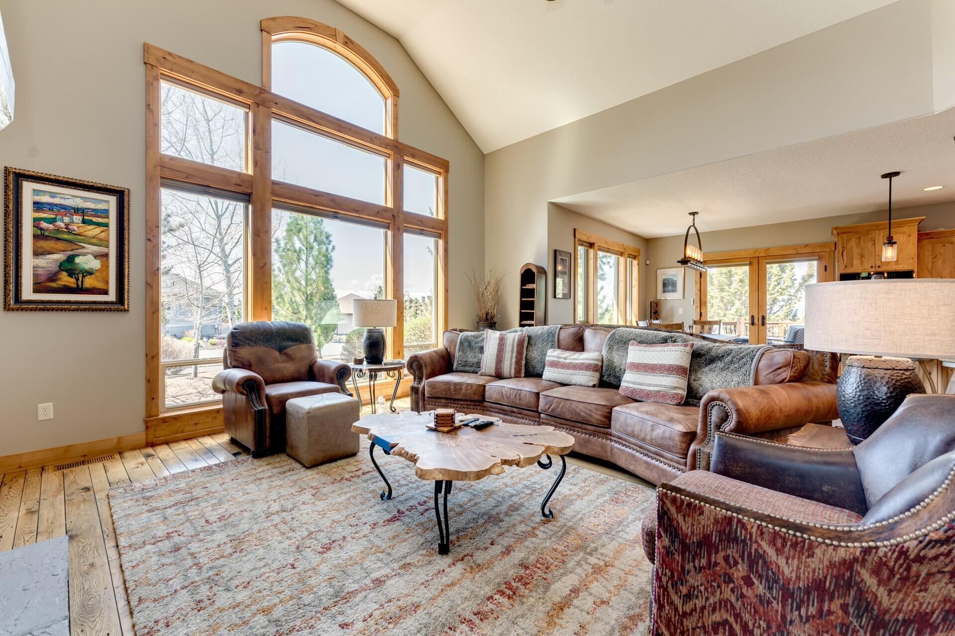 Eagle Crest - Residential