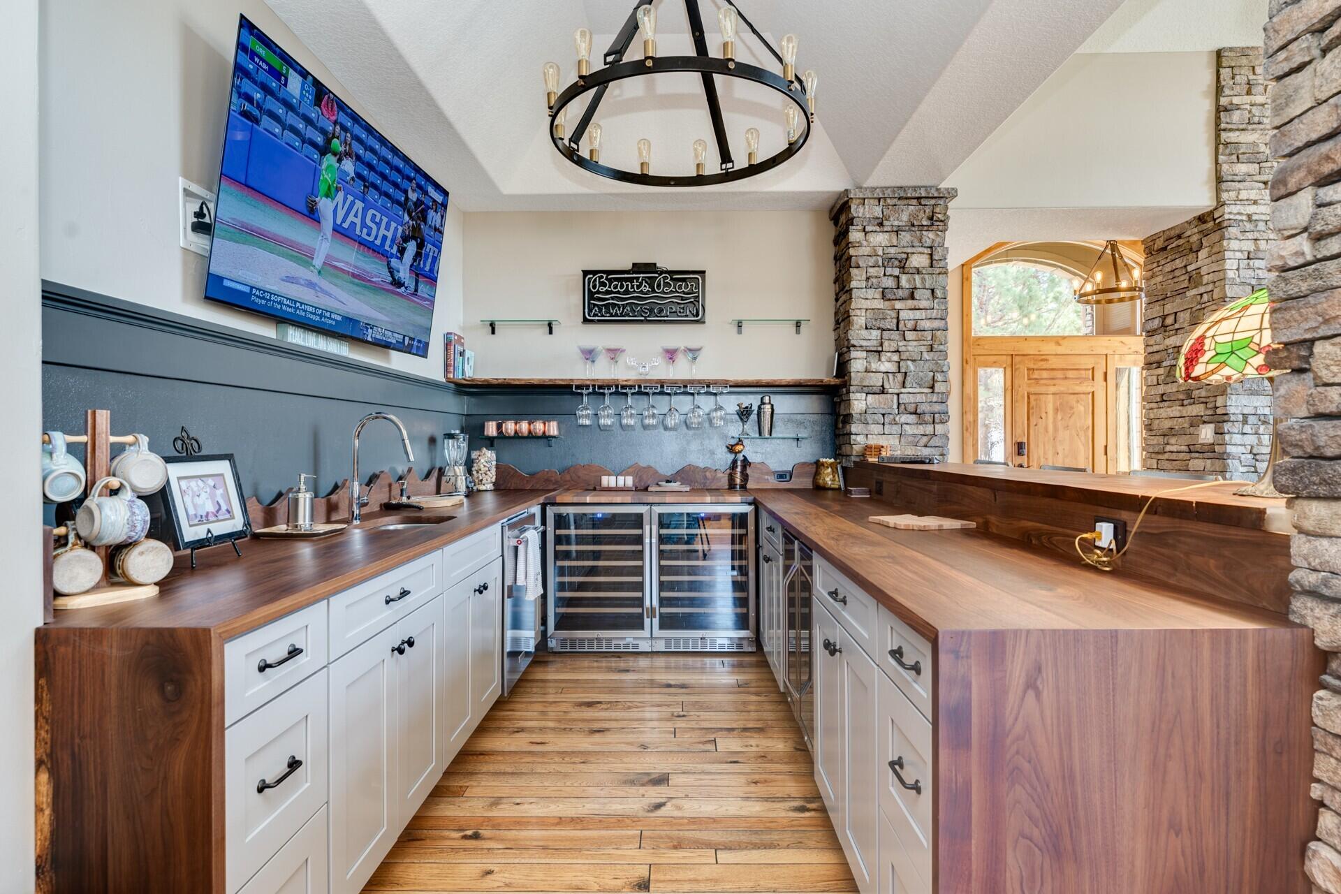 Eagle Crest - Residential