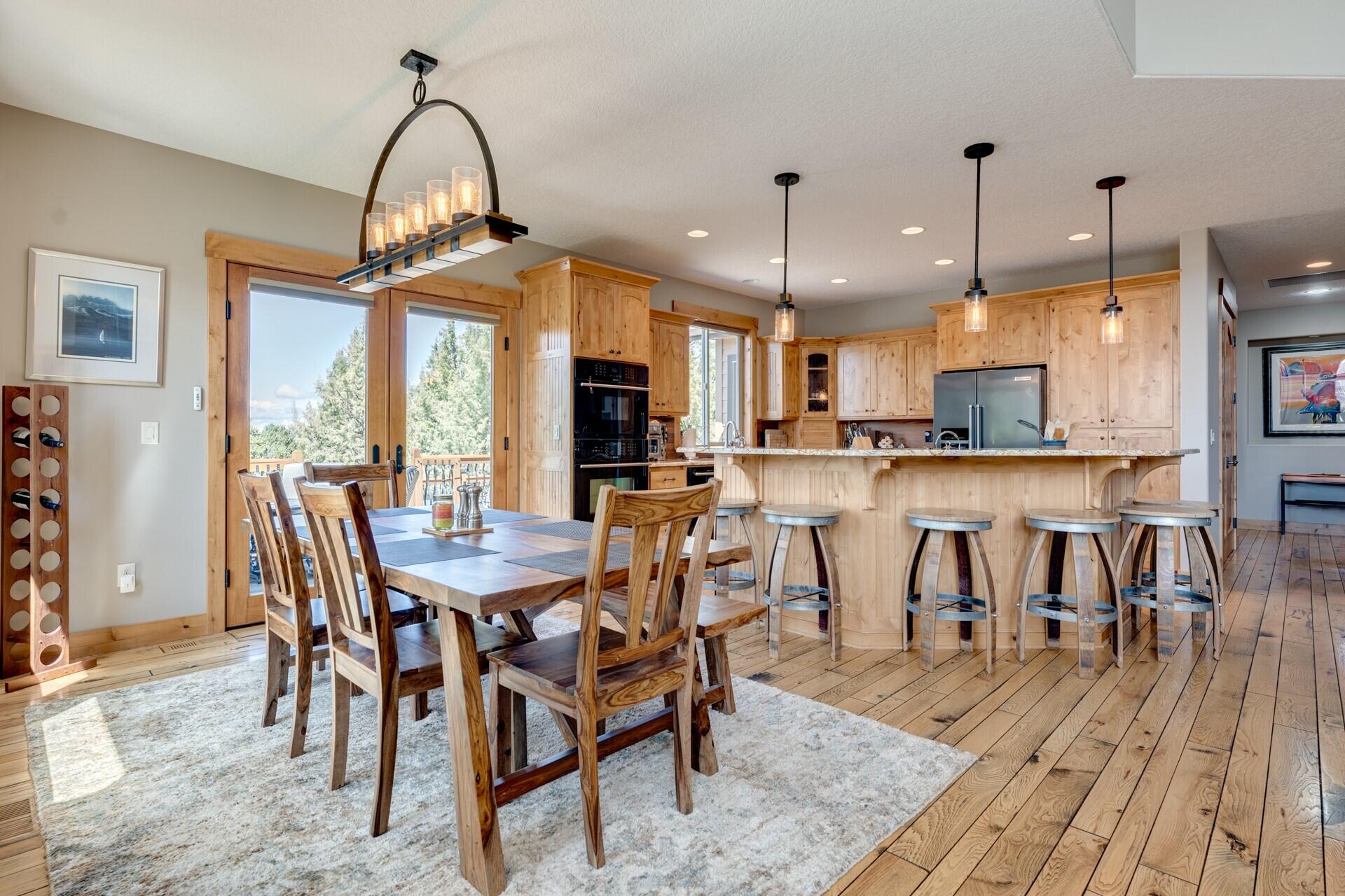 Eagle Crest - Residential