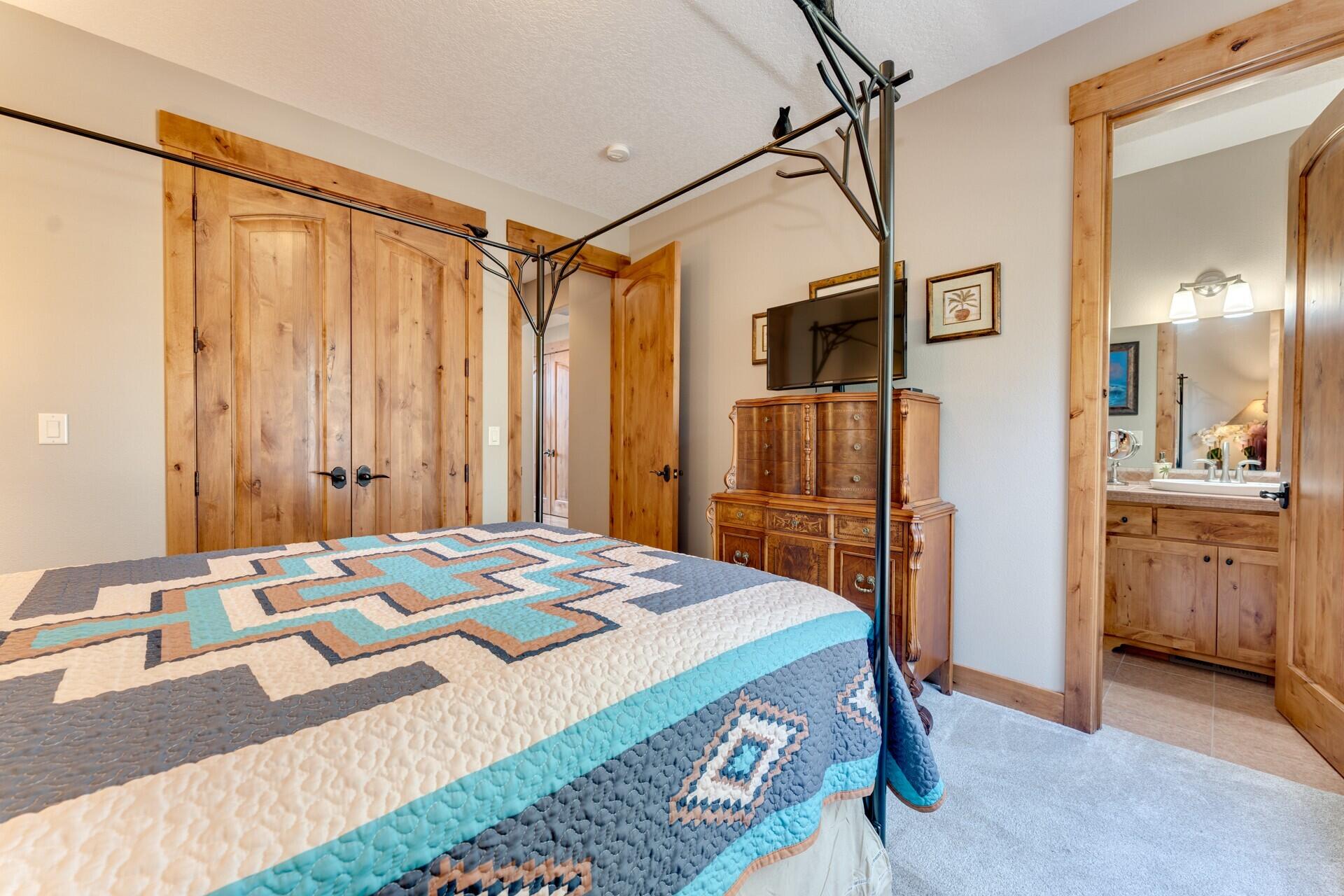 Eagle Crest - Residential