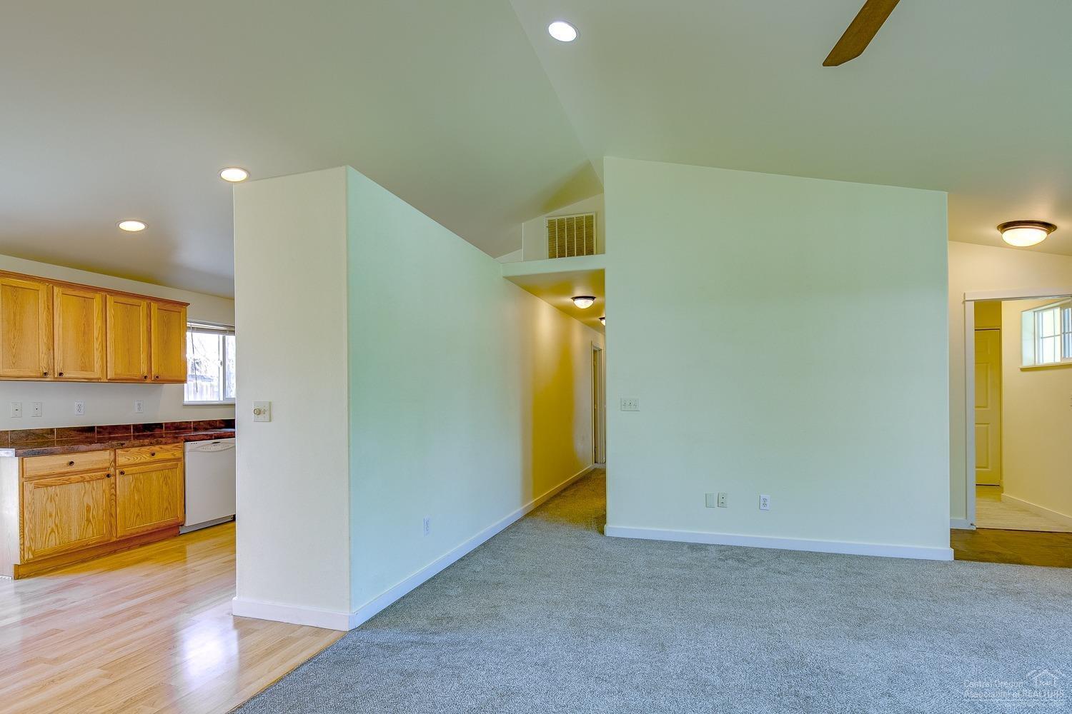 Obsidian Estate - Residential