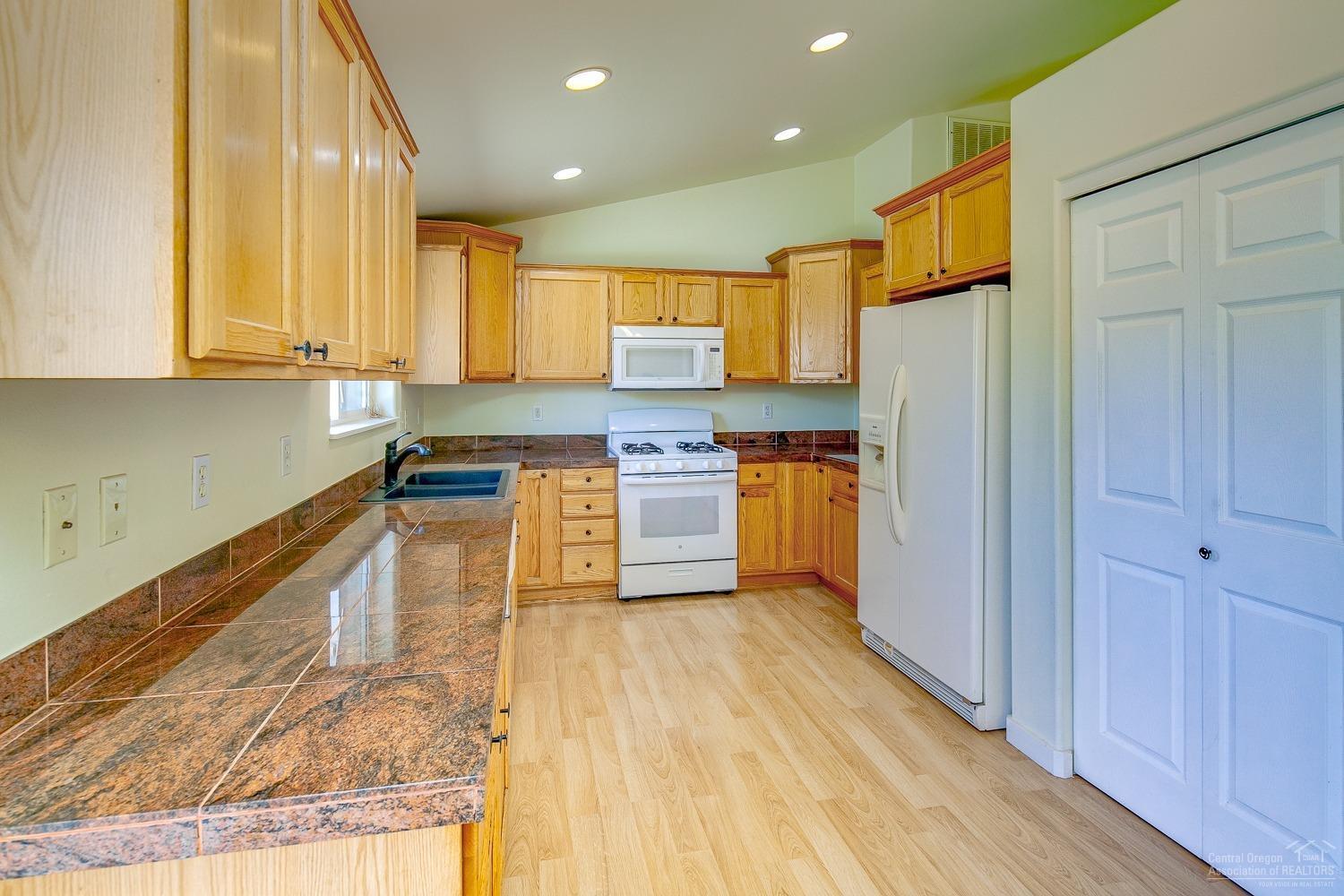 Obsidian Estate - Residential