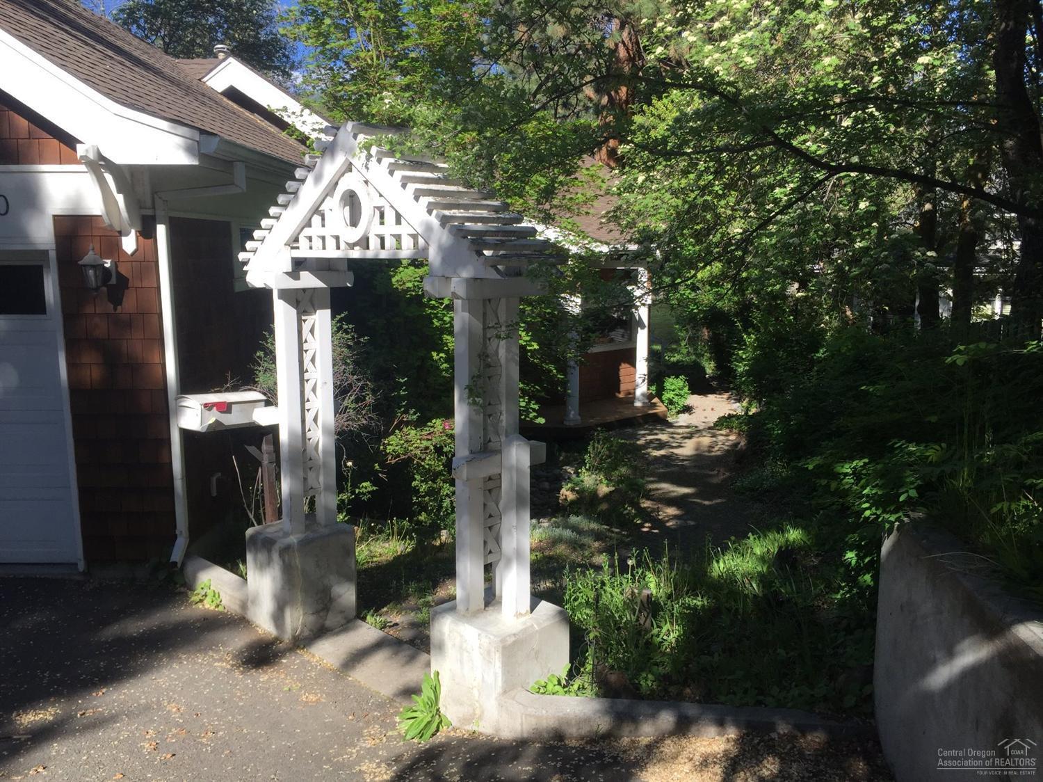 River Terrace - Residential