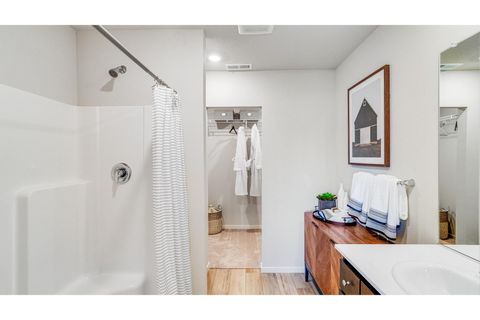Tiny photo for 51788 Morning Pine Dr Pne, La Pine, OR 97739 (MLS # 220209771)