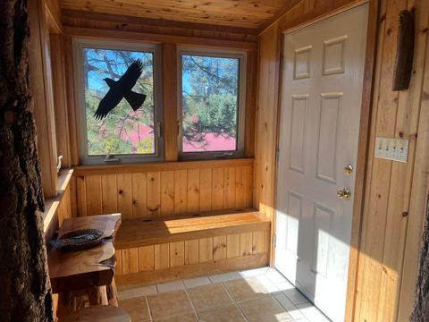 Tiny photo for 107 S 3rd Avenue, Chiloquin, OR 97624 (MLS # 220211036)