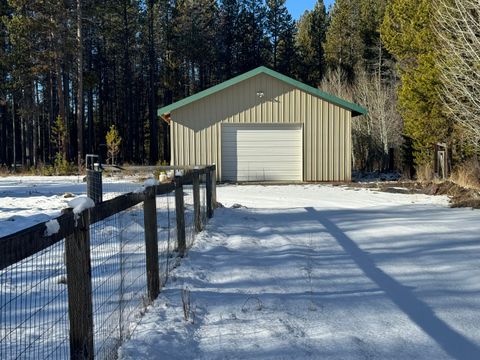 Tiny photo for 135744 Highway 97, Crescent, OR 97733 (MLS # 220213320)